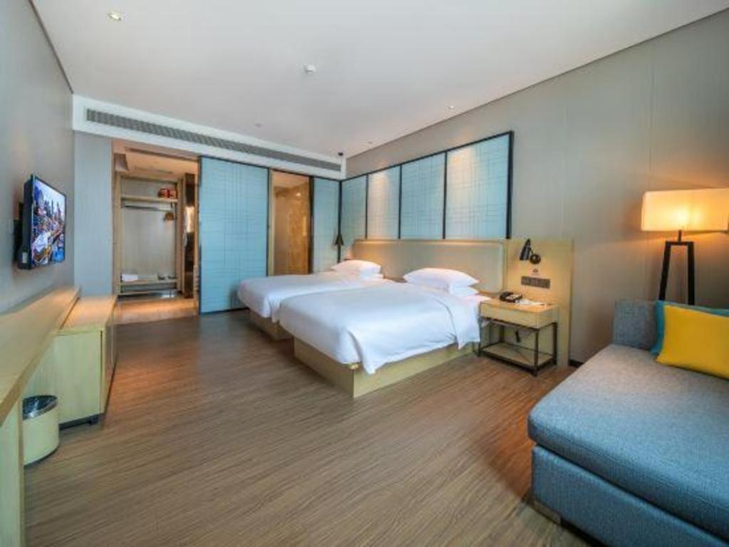 Echarm Hotel Yangjiang Baili Plaza Esterno foto