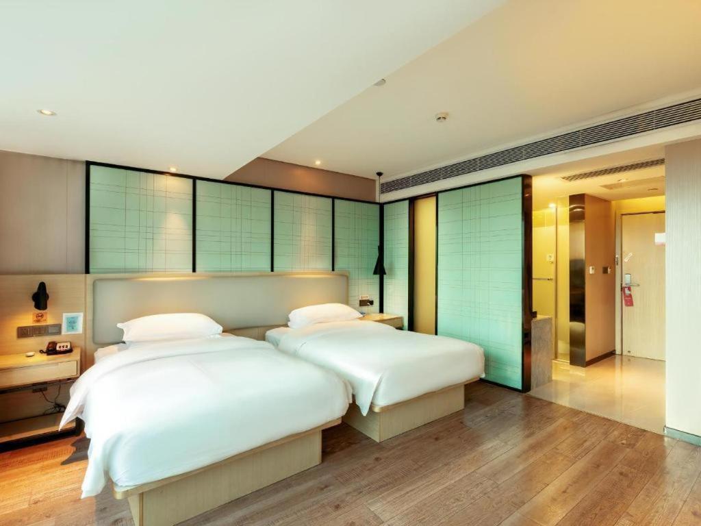 Echarm Hotel Yangjiang Baili Plaza Esterno foto